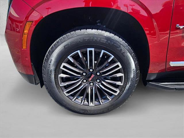 Used 2025 GMC Yukon Elevation w/ LPO, Elevation Black Package AWD/4WD image 22