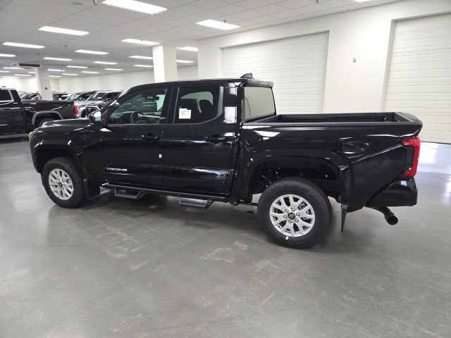 New 2026 Toyota Tacoma SR5 AWD/4WD image 3