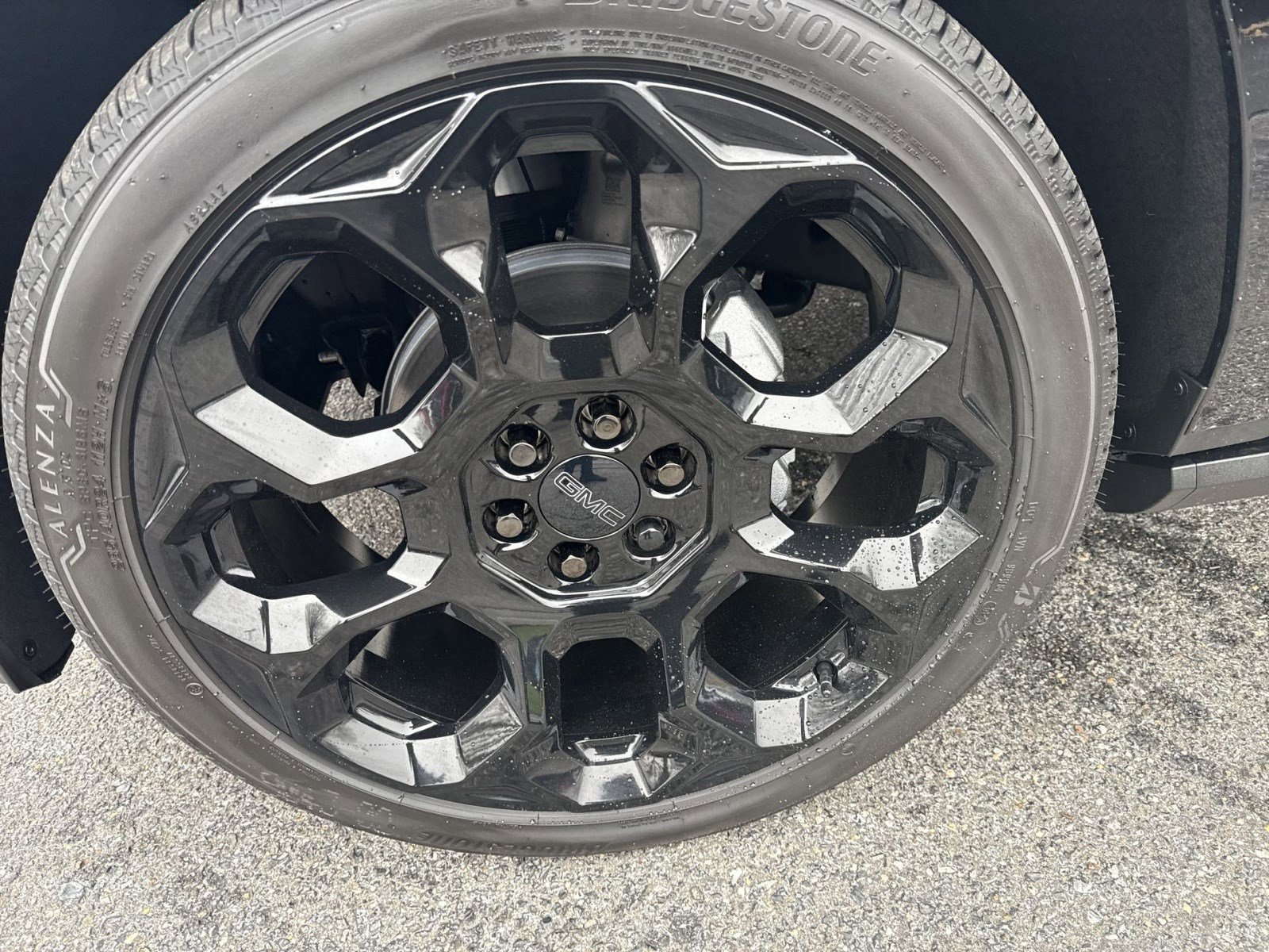 New 2026 GMC Yukon Denali w/ Denali Reserve Package image 10