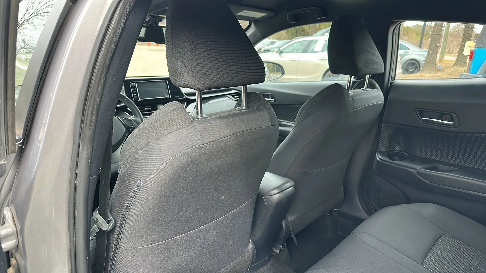 Used 2018 Toyota C-HR image 15