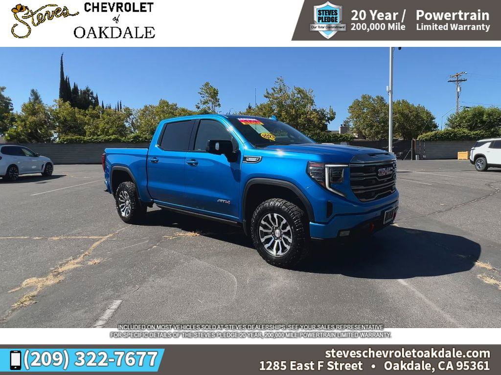 Used 2023 GMC Sierra 1500 AT4 w/ Technology Package AWD/4WD image 2