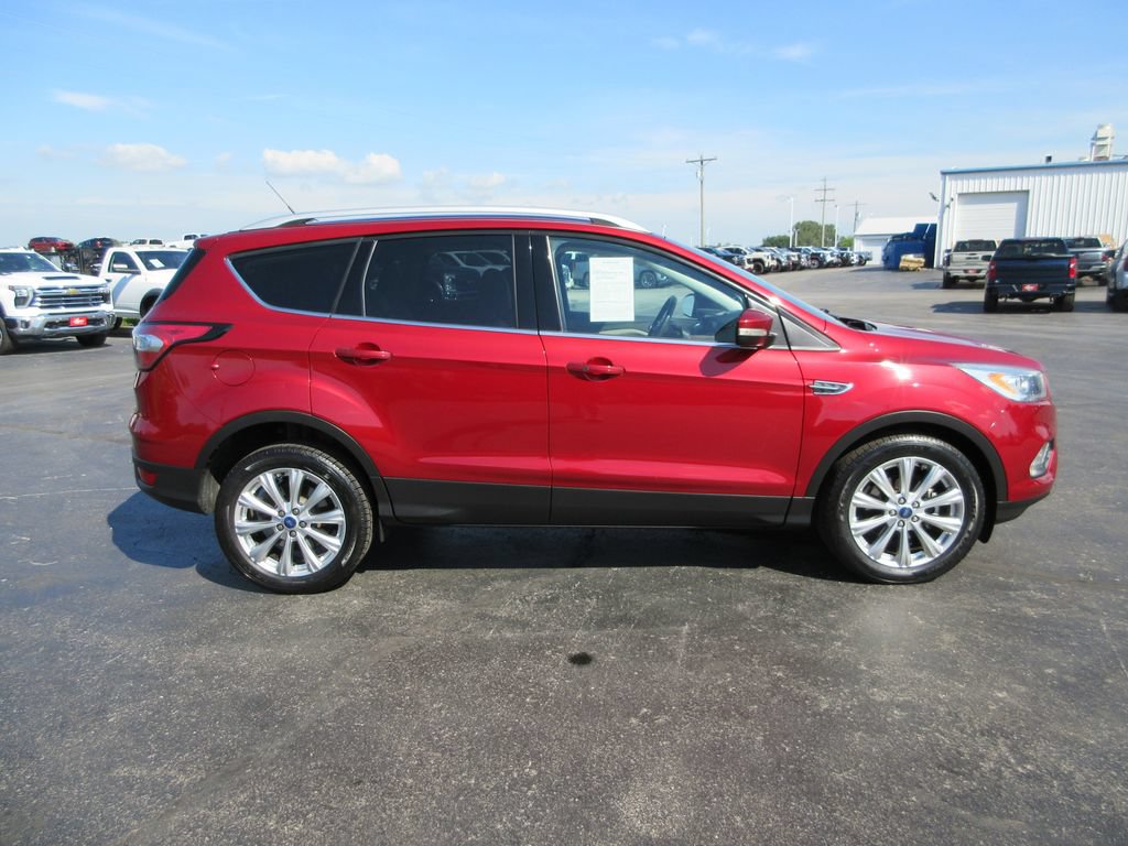 Used 2017 Ford Escape Titanium FWD image 5