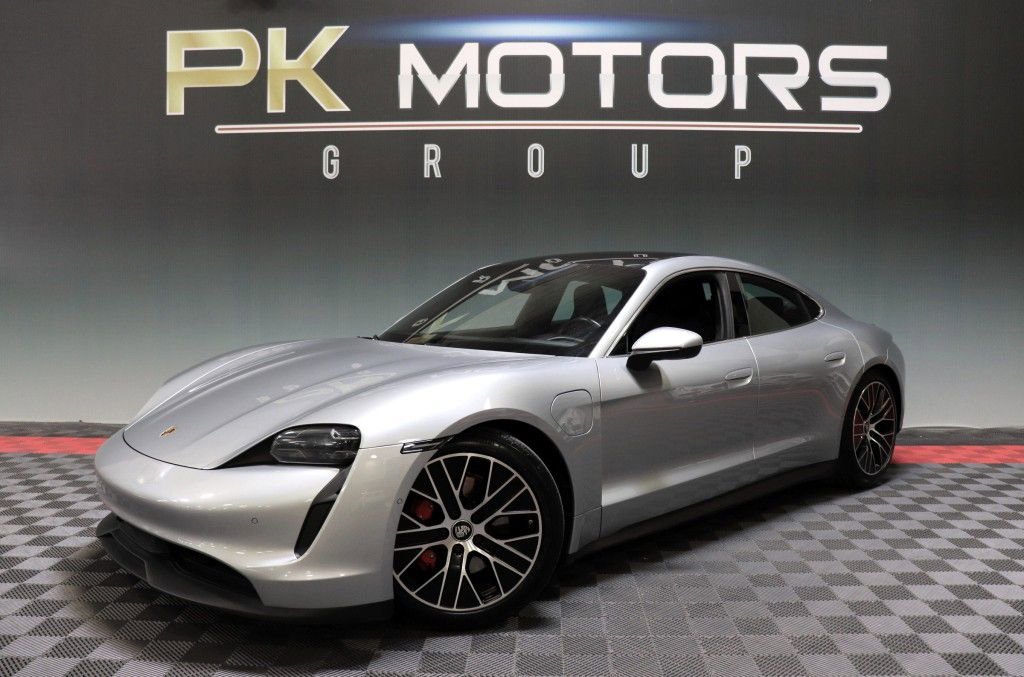 Used 2020 Porsche Taycan 4S image 1