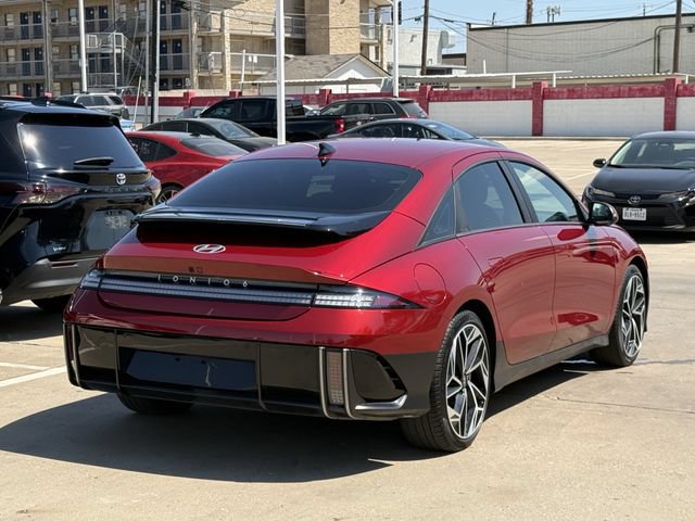 Used 2025 Hyundai Ioniq 6 SEL RWD image 4