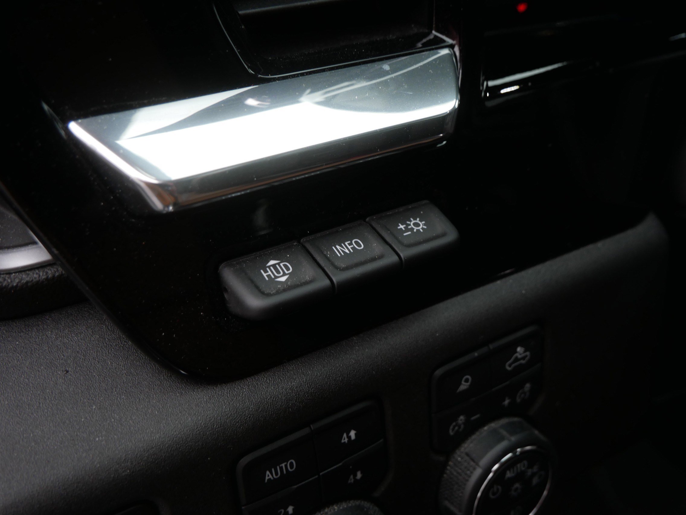 Used 2023 Chevrolet Silverado 1500 High Country w/ High Country Premium Package image 27