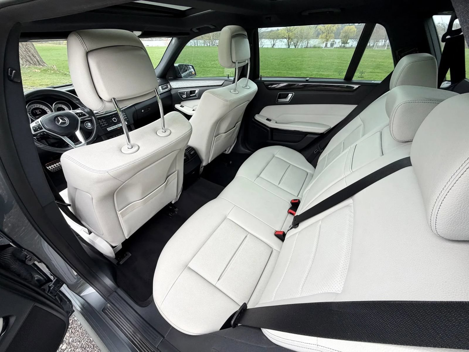 Used 2016 Mercedes-Benz E 350 4MATIC Wagon image 65