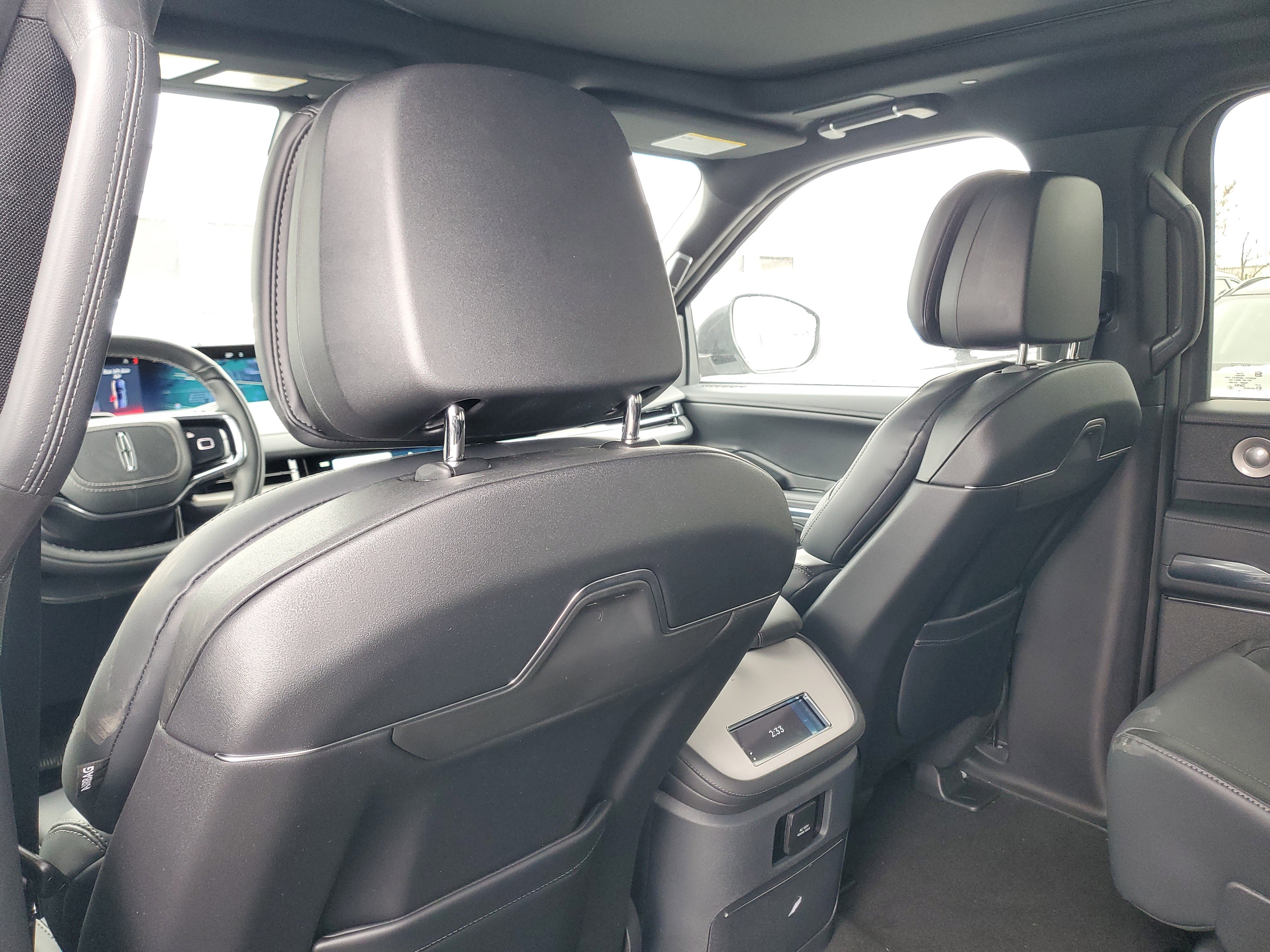 New 2026 Lincoln Navigator L Reserve w/ Jet Appearance Package image 28