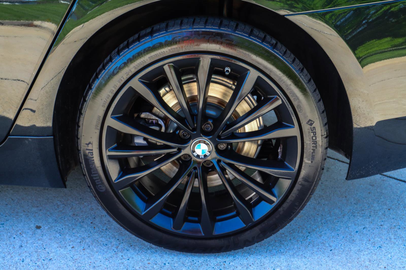 Used 2021 BMW 530i xDrive w/ Premium Package AWD/4WD image 23