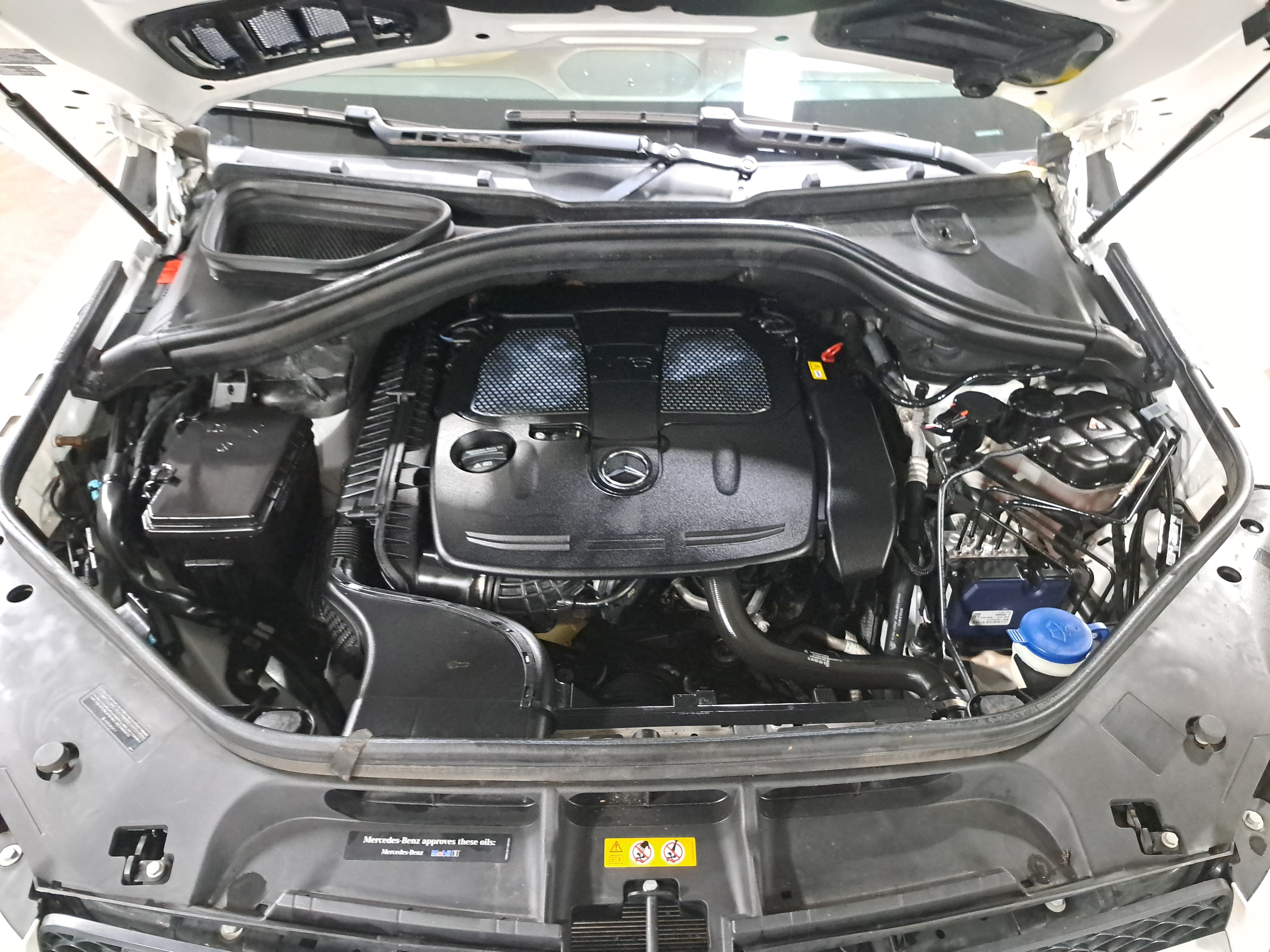 Used 2018 Mercedes-Benz GLE 350 4MATIC image 32