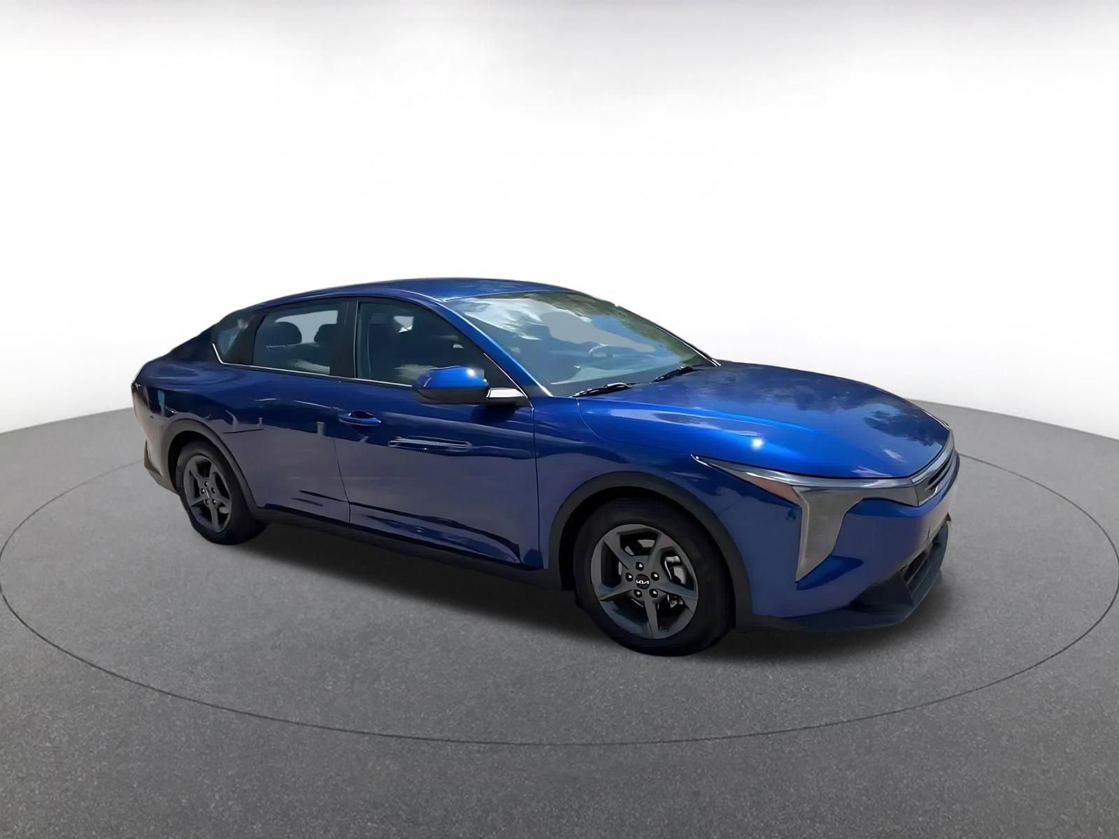 Used 2025 Kia K4 FWD video 2
