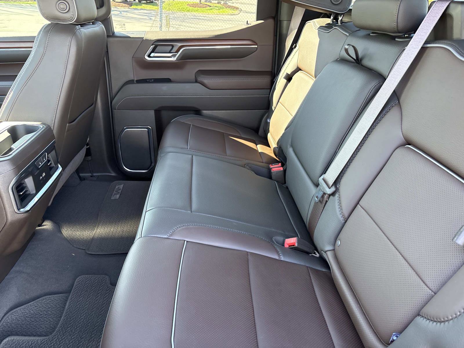 Certified 2024 GMC Sierra 1500 Denali image 32