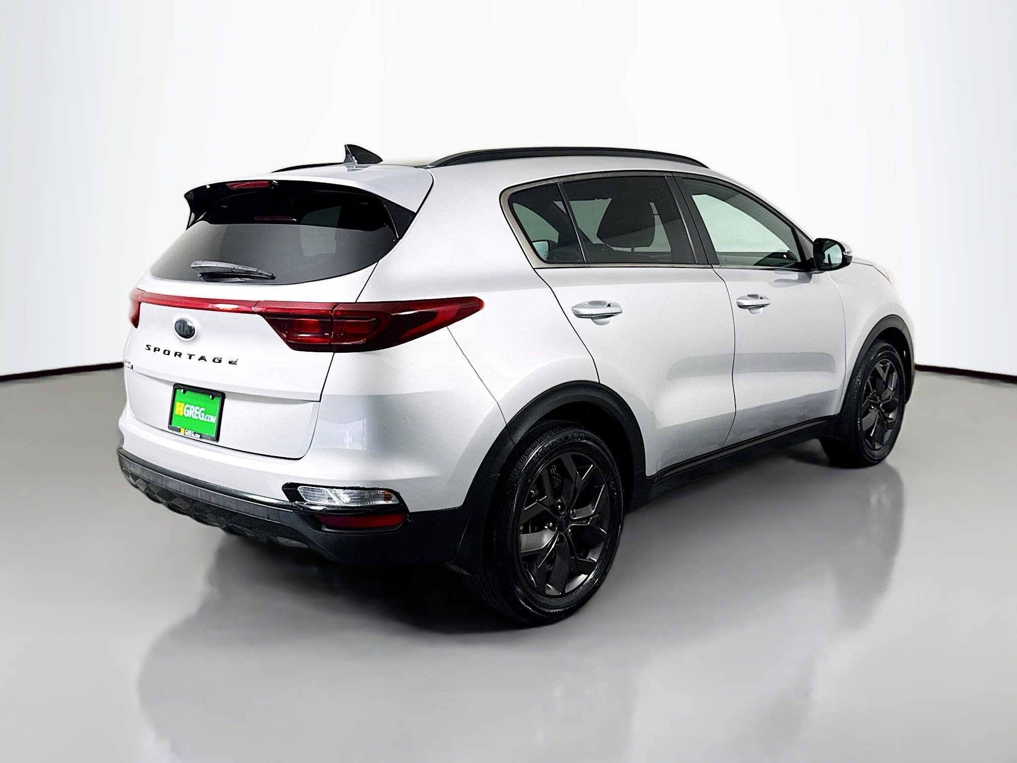 Used 2022 Kia Sportage Nightfall Edition FWD image 10