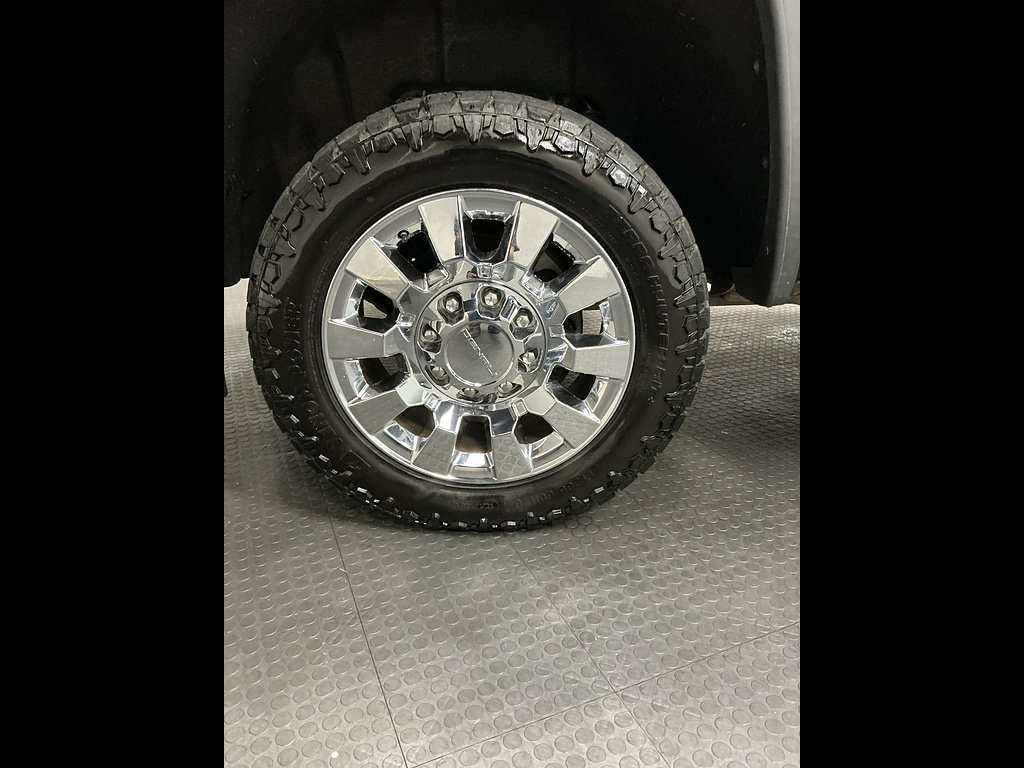 Used 2016 GMC Sierra 2500 Denali w/ Duramax Plus Package AWD/4WD image 27