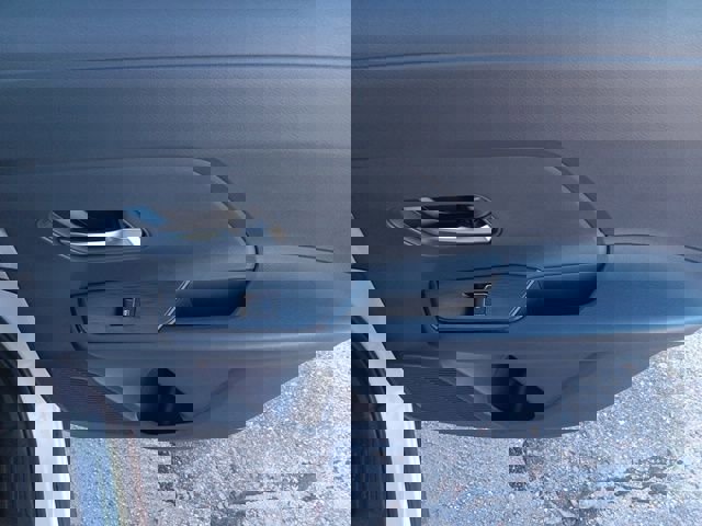 New 2026 Nissan Kicks SR image 30