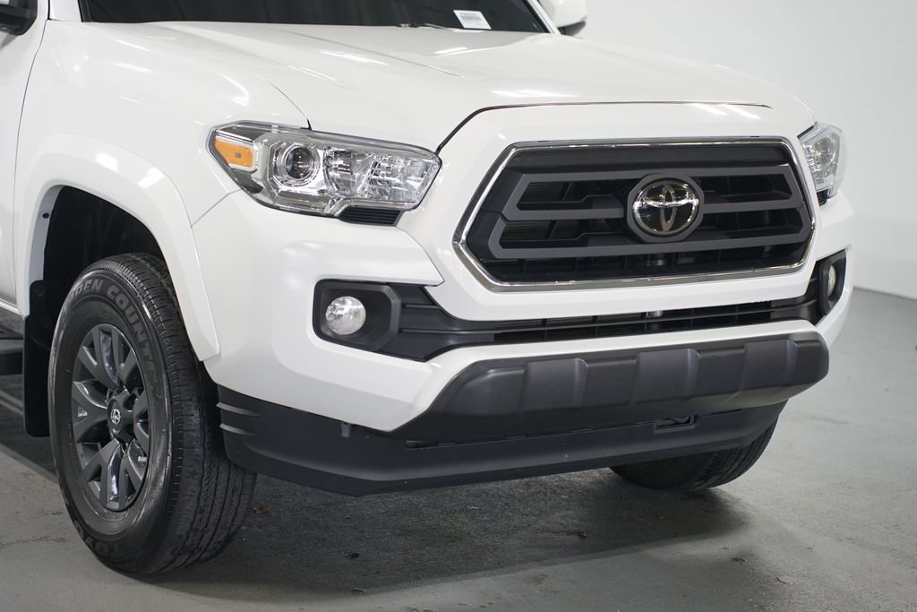 Certified 2023 Toyota Tacoma SR5 w/ Technology Package image 4