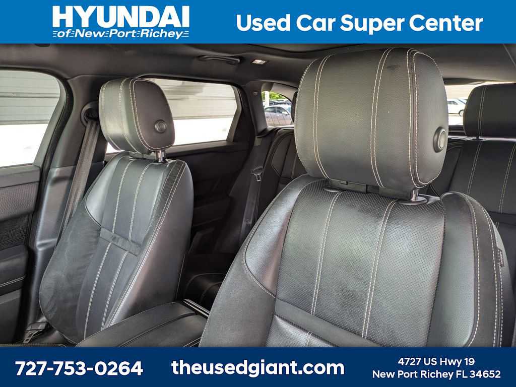 Used 2020 Land Rover Range Rover Velar R-Dynamic S image 7