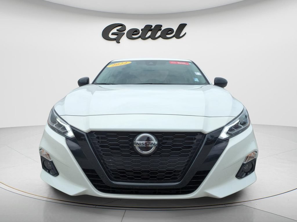 Certified 2022 Nissan Altima 2.5 SR w/ Midnight Edition Package FWD image 2