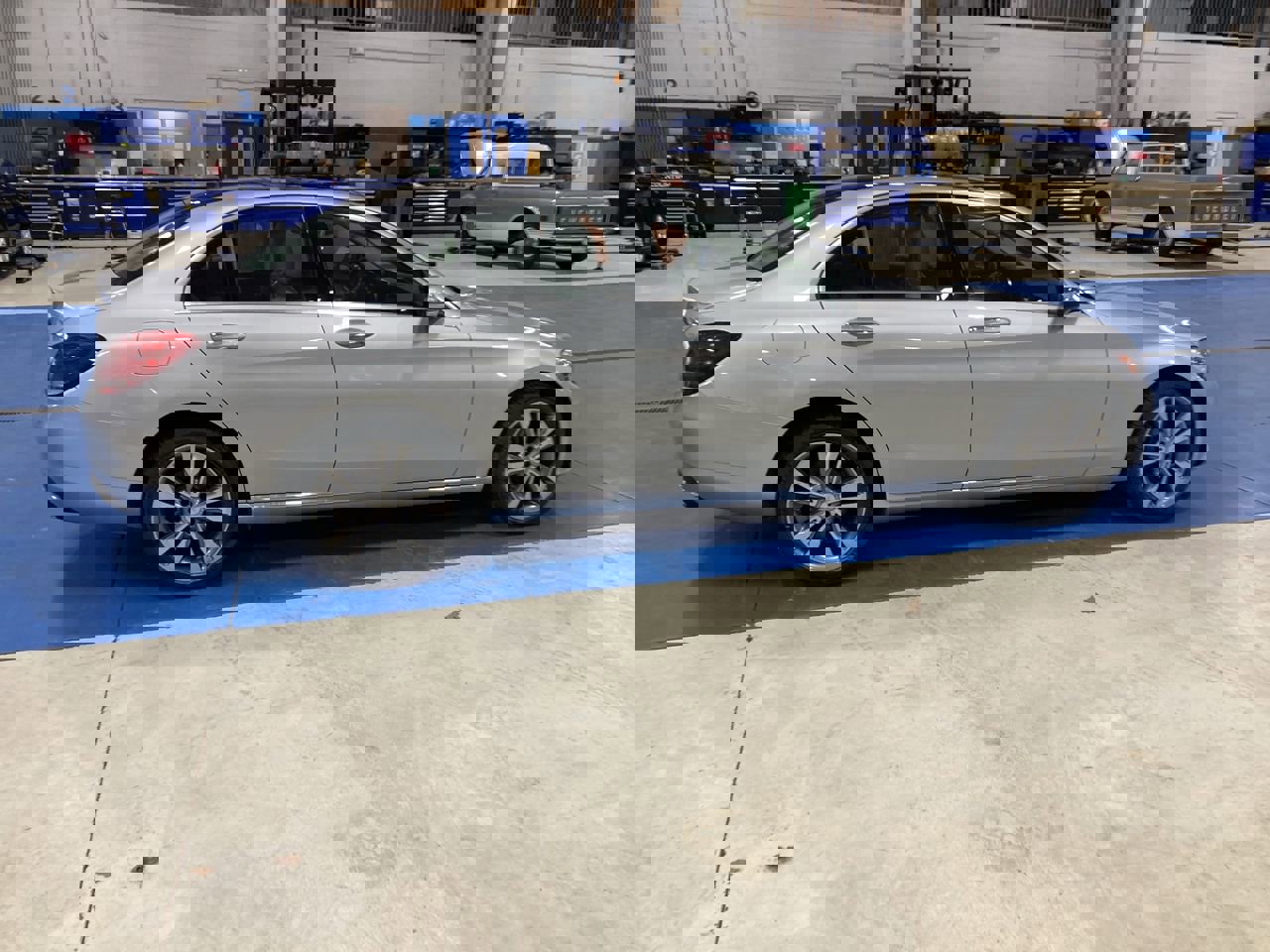 Used 2017 Mercedes-Benz C 300 4MATIC Sedan image 8