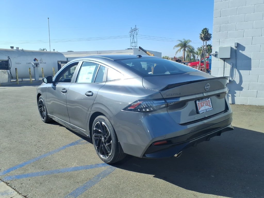 New 2026 Nissan Sentra SR w/ SR Premium Package FWD image 5