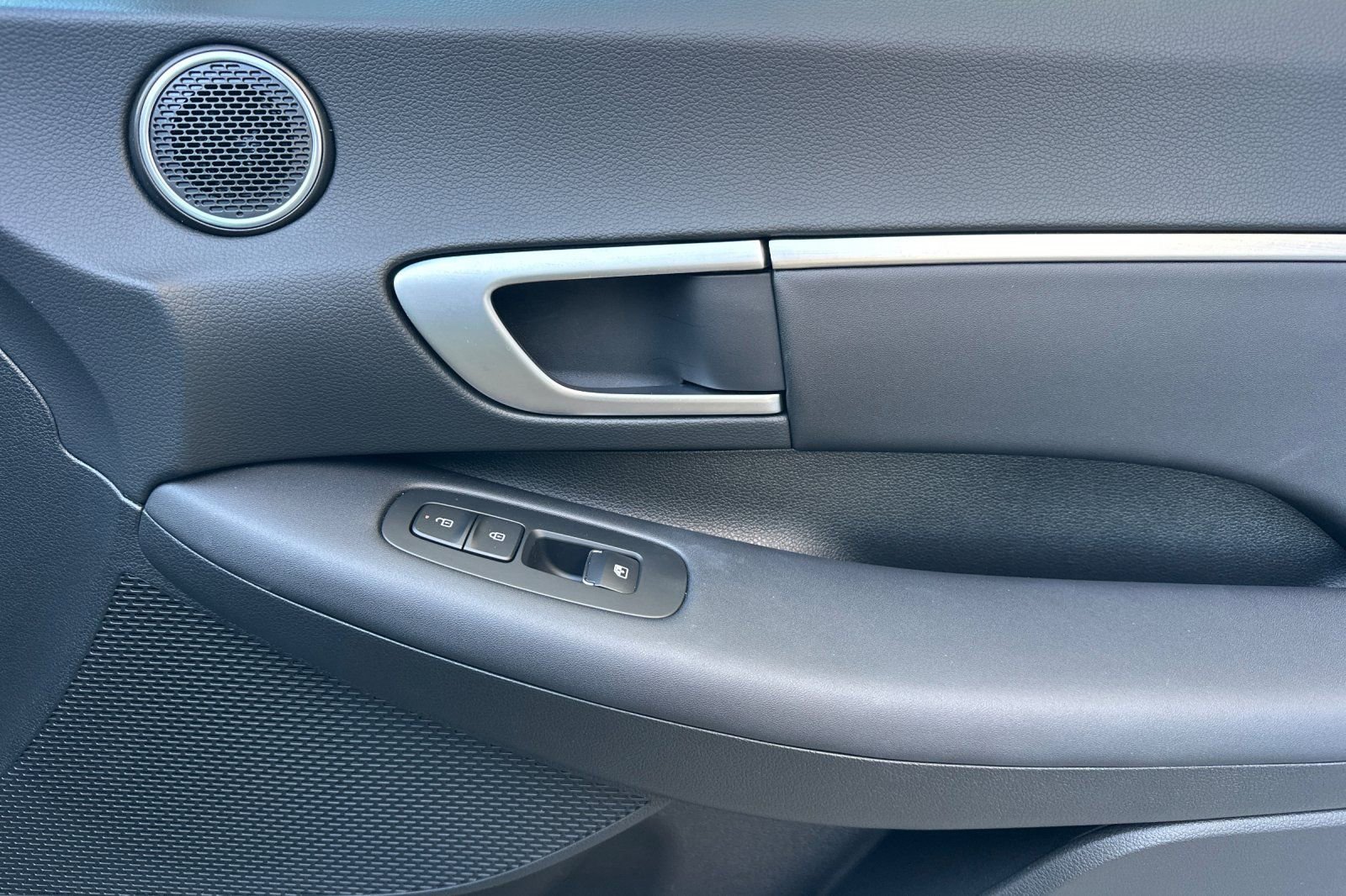 Certified 2025 Hyundai Sonata SEL image 18