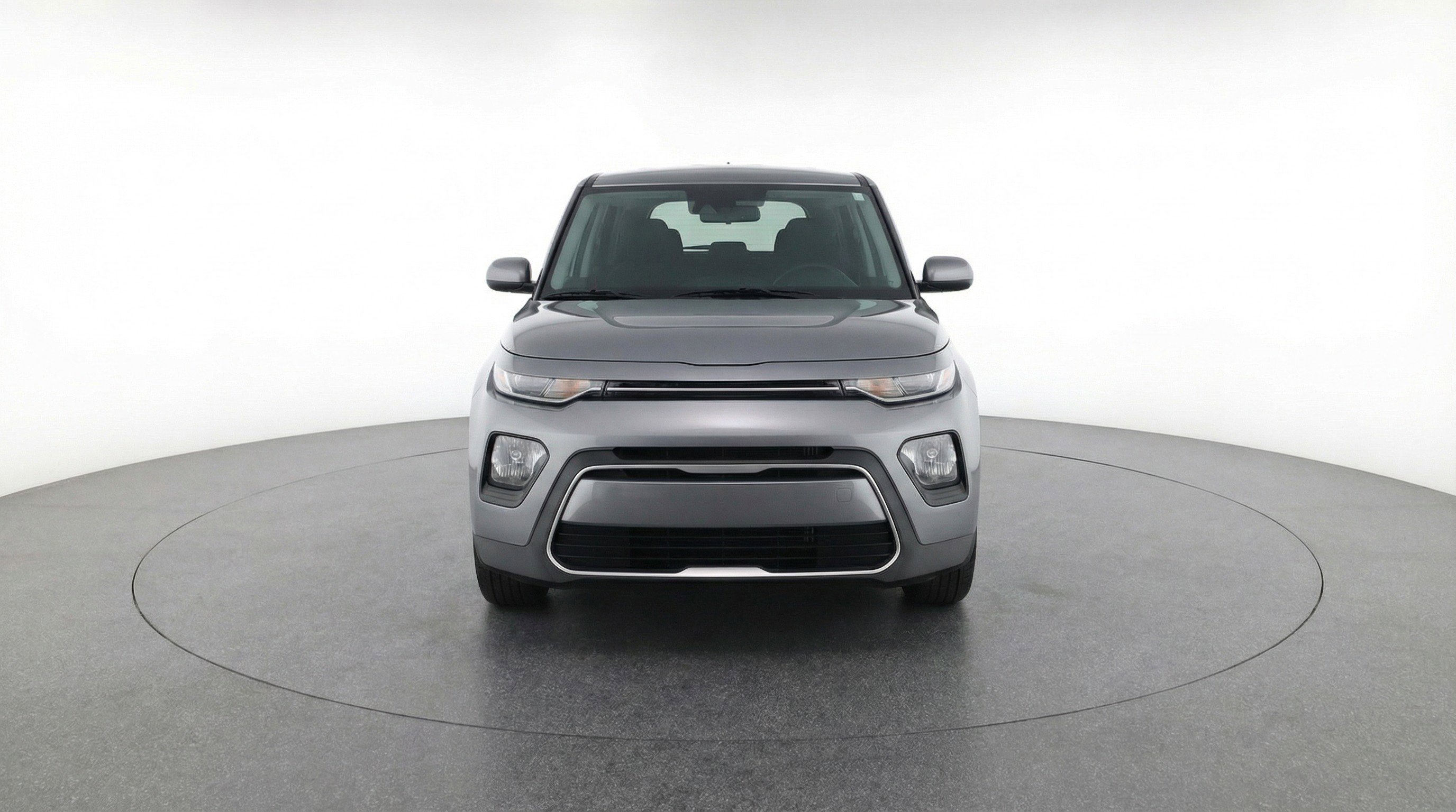 Used 2025 Kia Soul LX w/ LX Technology Package FWD image 2
