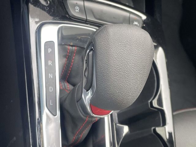 Used 2025 Chevrolet Trax RS w/ Sunroof Package image 21