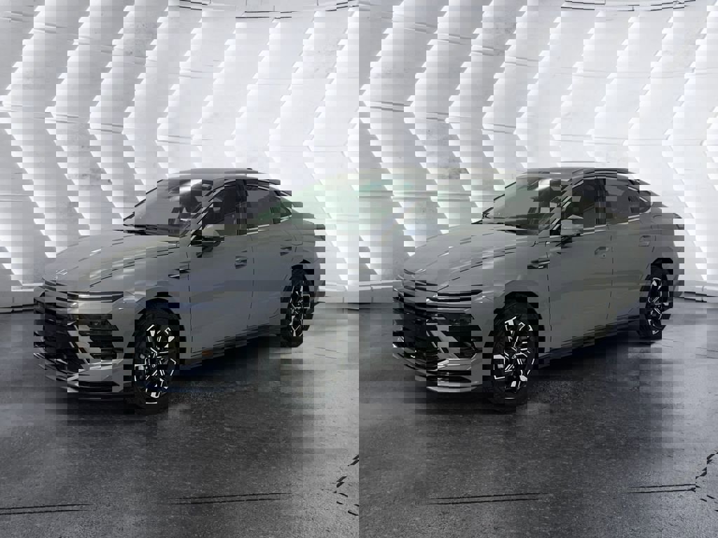 Used 2025 Hyundai Sonata SEL image 3