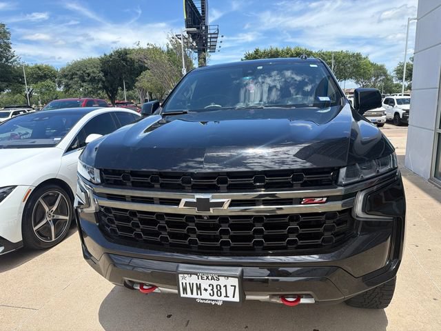 Used 2021 Chevrolet Tahoe Z71 w/ Luxury Package AWD/4WD image 3