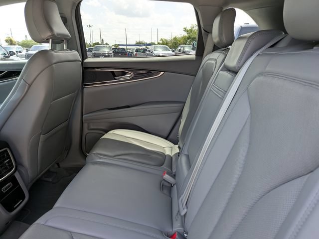Used 2023 Lincoln Nautilus Reserve FWD image 20
