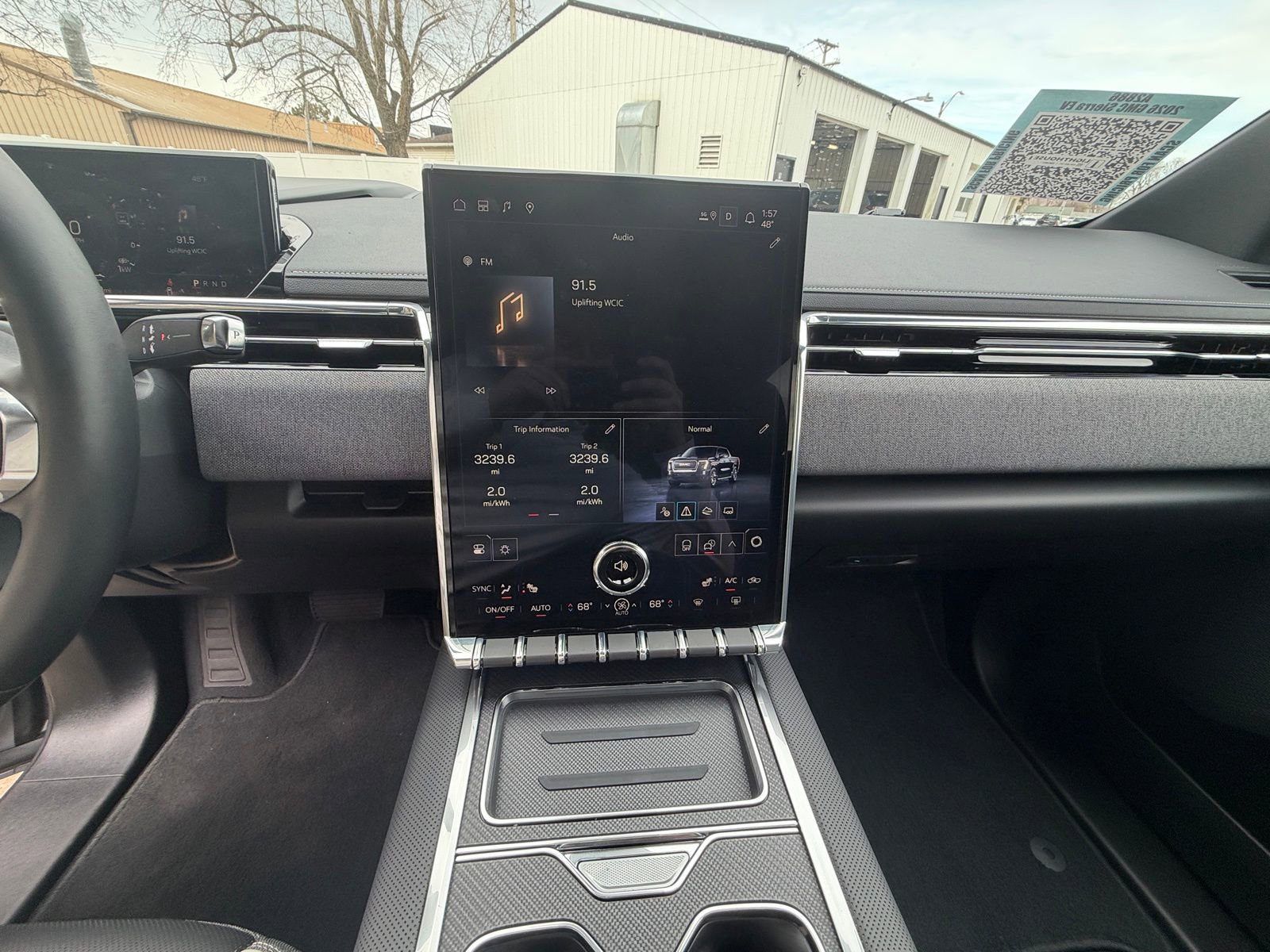 Used 2026 GMC Sierra EV Elevation image 23