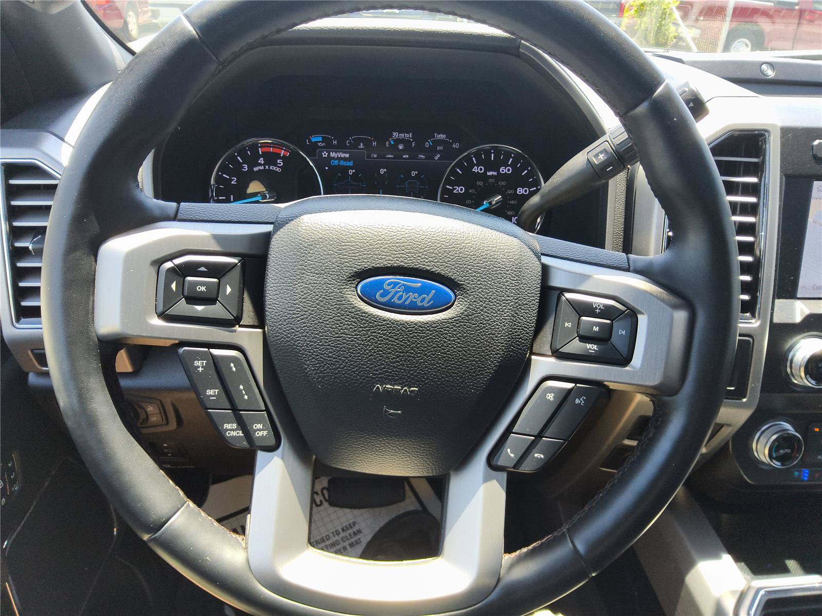 Used 2021 Ford F250 Platinum w/ FX4 Off-Road Package AWD/4WD image 30