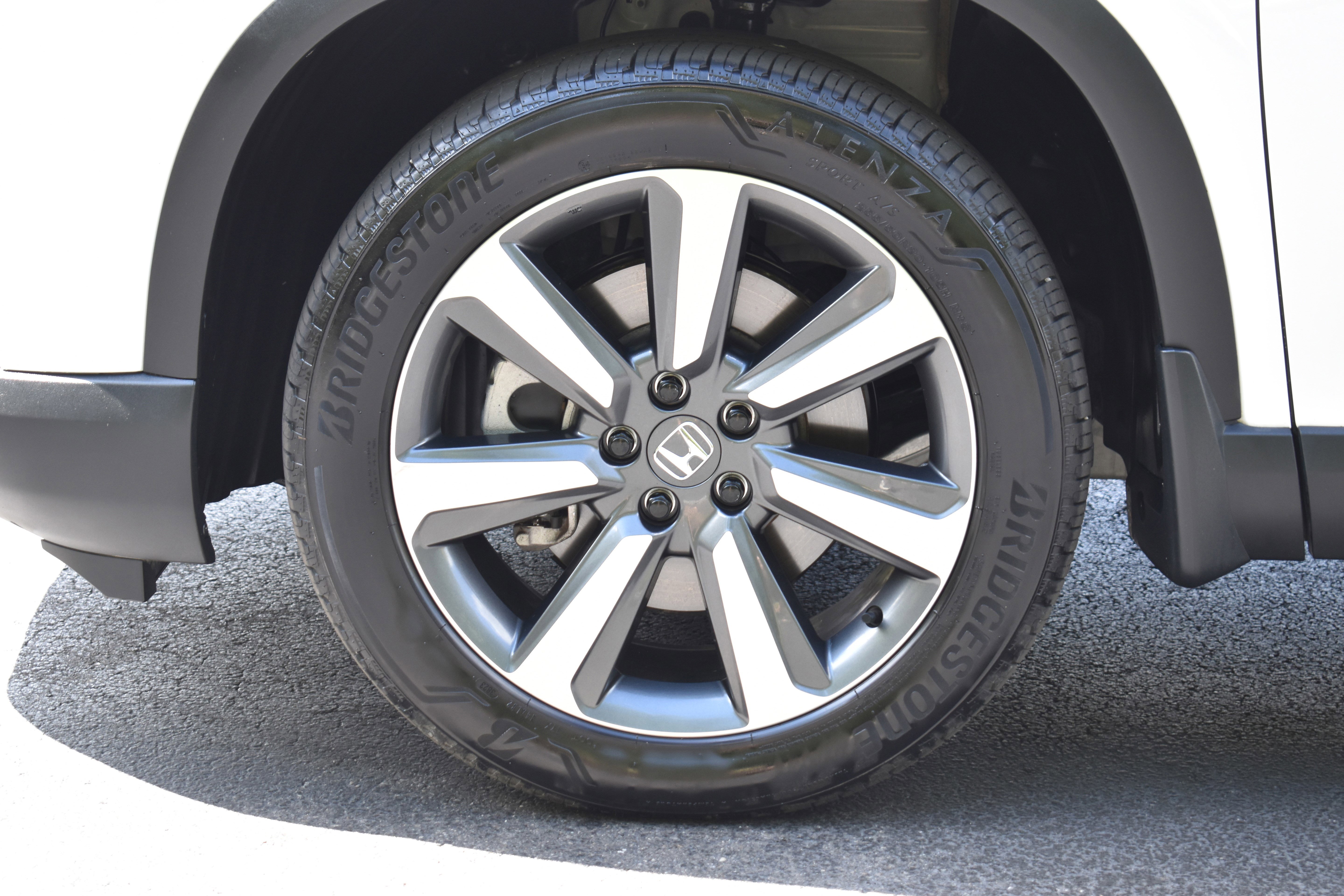 Certified 2024 Honda Pilot Touring image 40