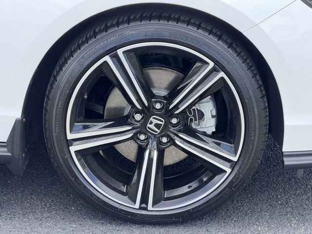 Used 2024 Honda Accord Sport image 5