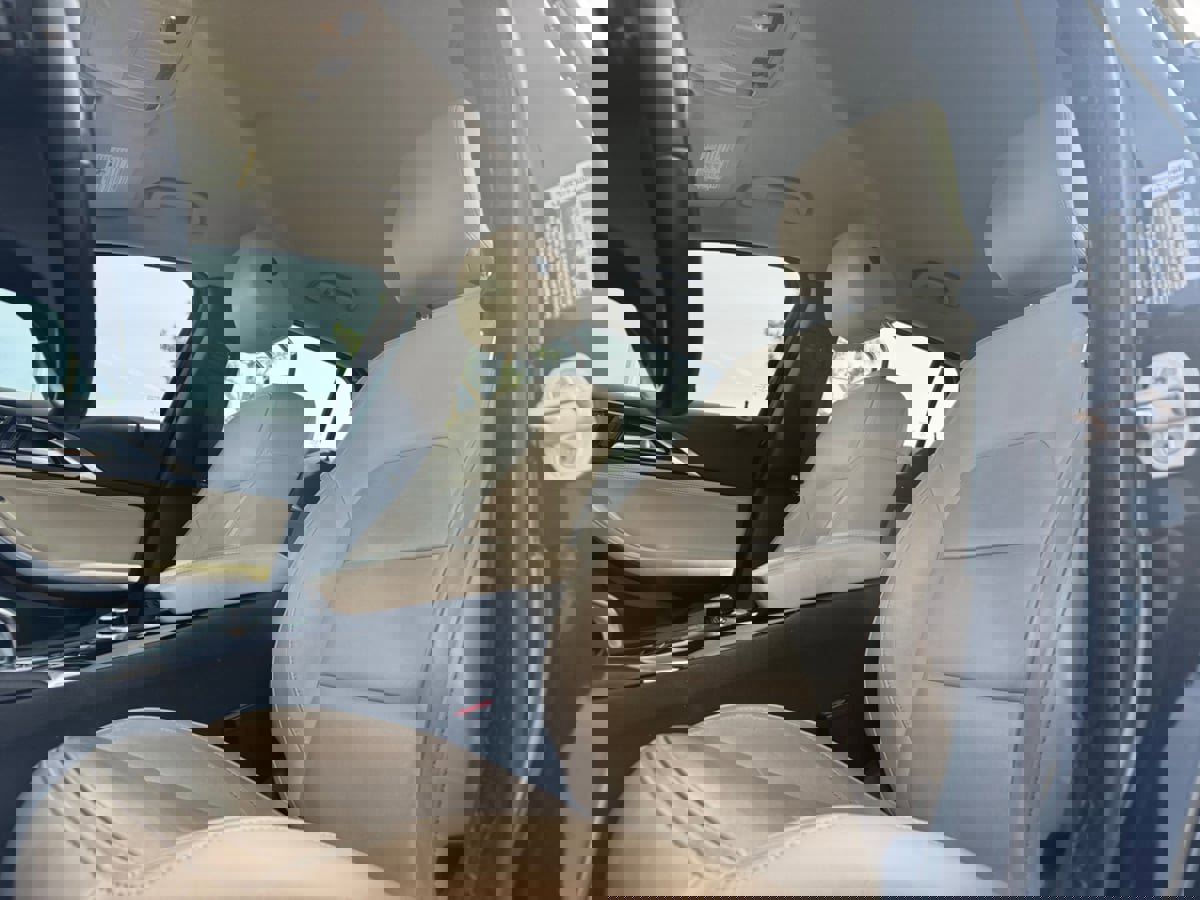 Used 2018 INFINITI QX30 w/ Cargo Package image 16