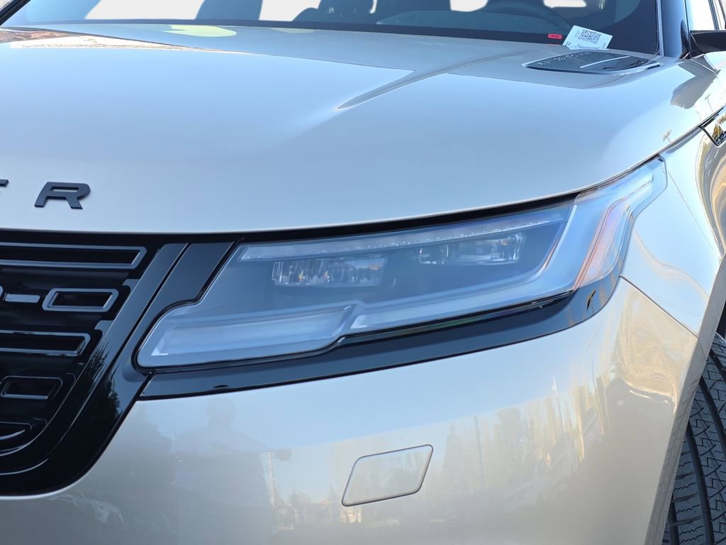 New 2026 Land Rover Range Rover Velar Dynamic SE AWD/4WD image 33