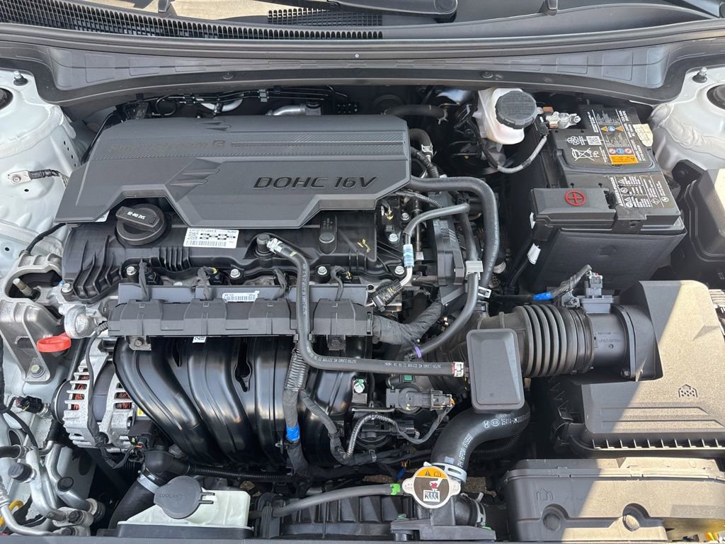 Used 2023 Hyundai Elantra SEL w/ Convenience Package image 33