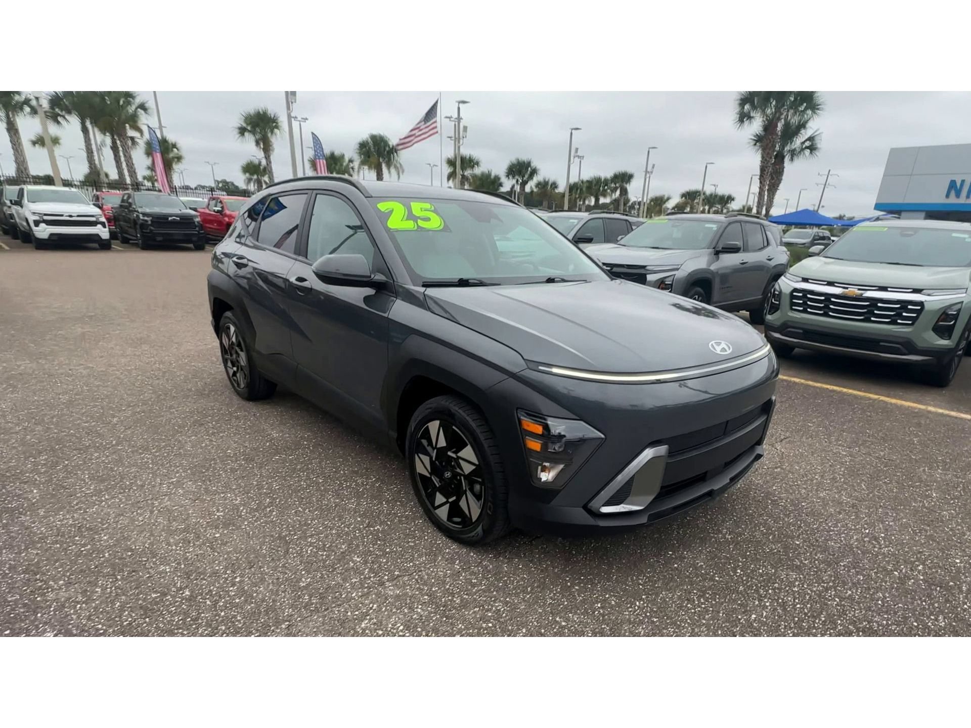 Used 2025 Hyundai Kona SEL FWD image 8