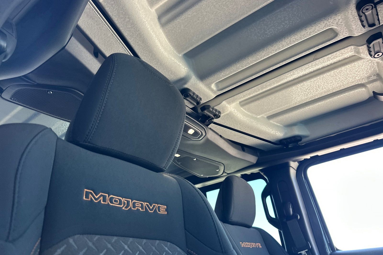 New 2026 Jeep Gladiator Mojave AWD/4WD image 15