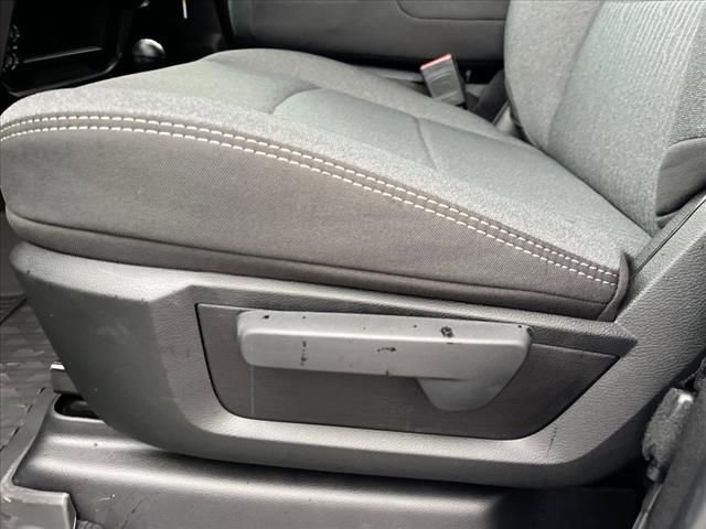 Used 2024 RAM 2500 Tradesman w/ Chrome Appearance Group image 8