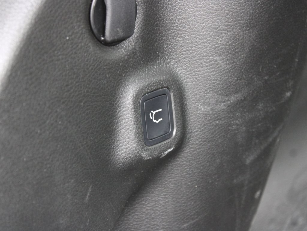 Used 2023 Jeep Compass High Altitude w/ Driver Assist Group I AWD/4WD image 44