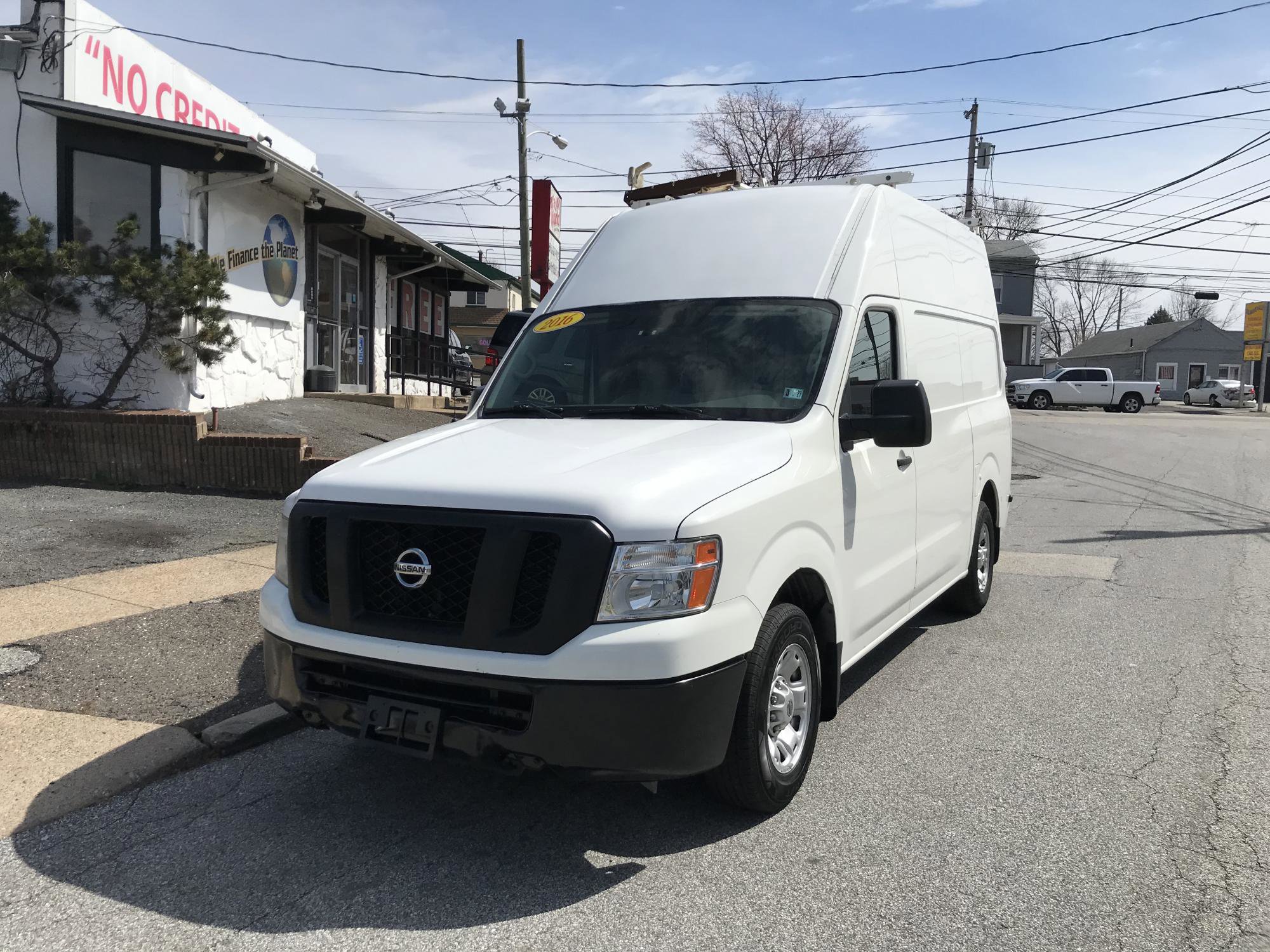 Used 2016 Nissan NV 2500 SV image 3