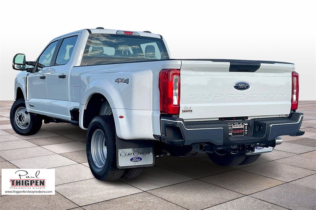 New 2025 Ford F350 XL image 3