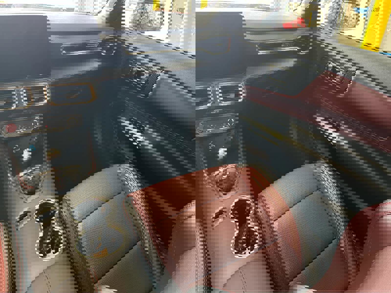 Used 2025 Ford Mustang GT Premium image 19