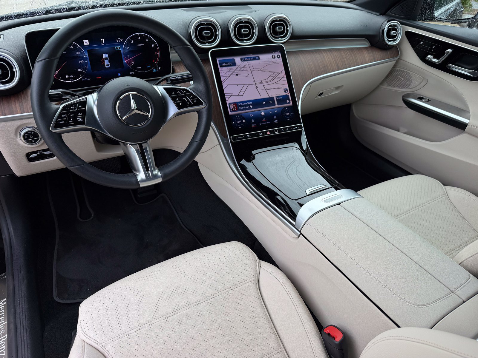 Certified 2023 Mercedes-Benz C 300 Sedan image 2