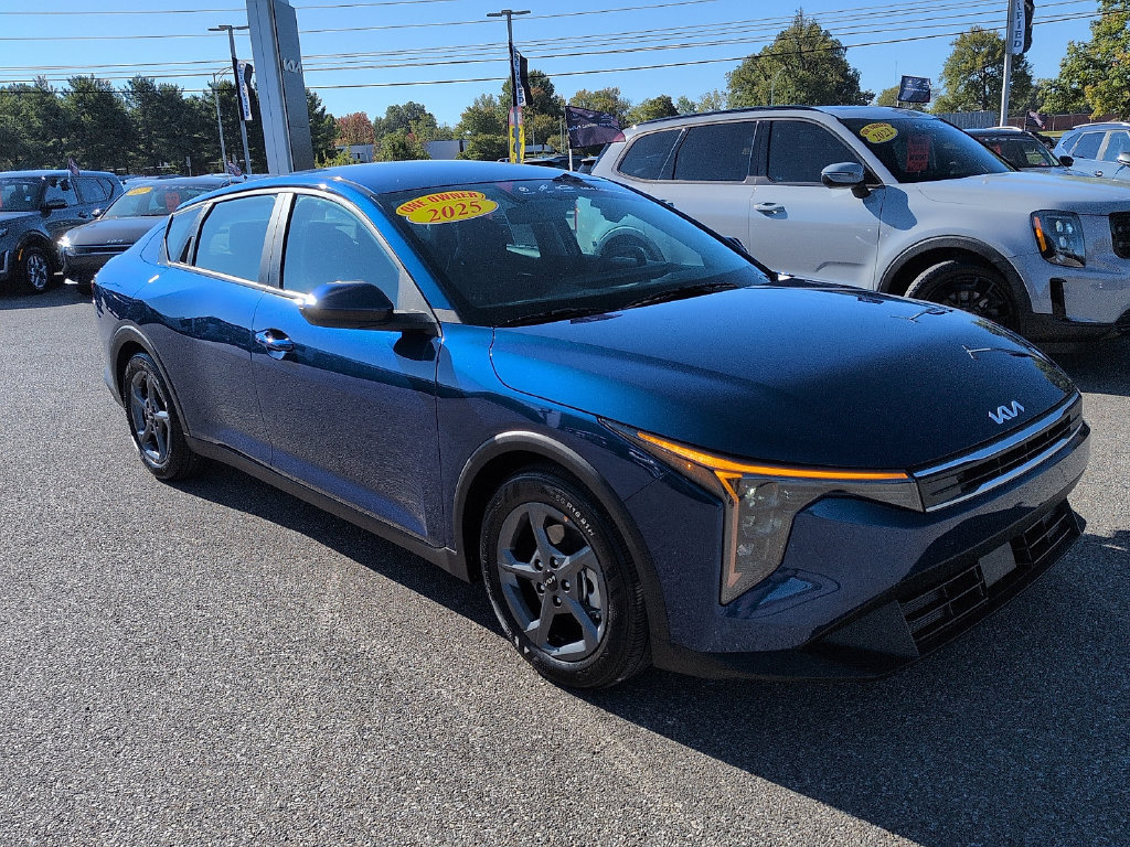 Used 2025 Kia K4