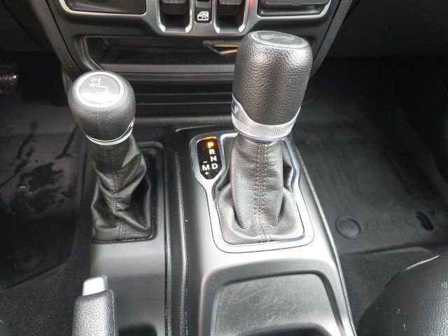 Used 2020 Jeep Wrangler Unlimited Sport image 25