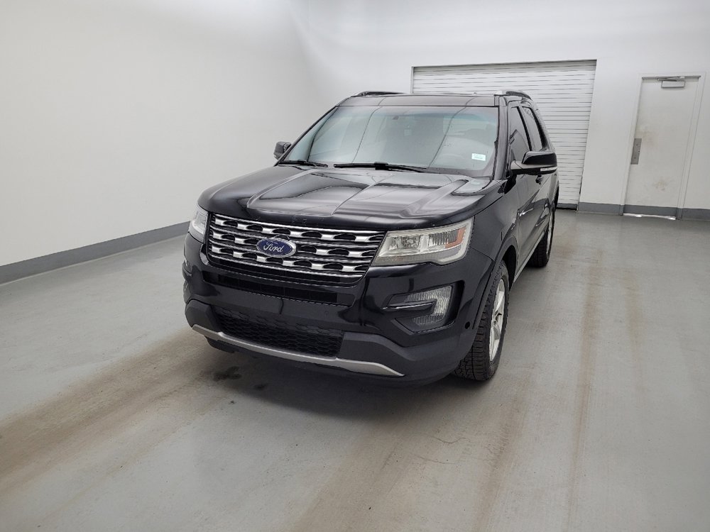 Used 2016 Ford Explorer XLT w/ Equipment Group 202A AWD/4WD image 15