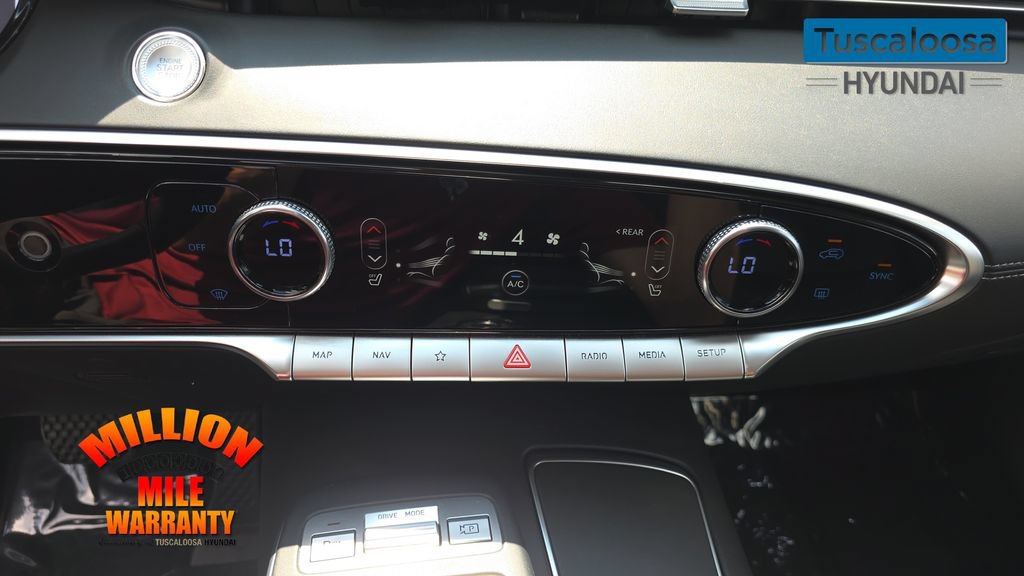 Used 2025 Genesis GV70 2.5T AWD/4WD image 21
