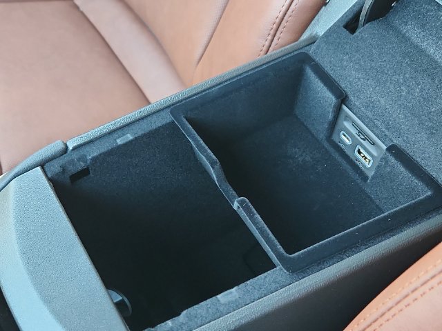 New 2025 Cadillac XT5 Sportv w/ Technology Package AWD/4WD image 19