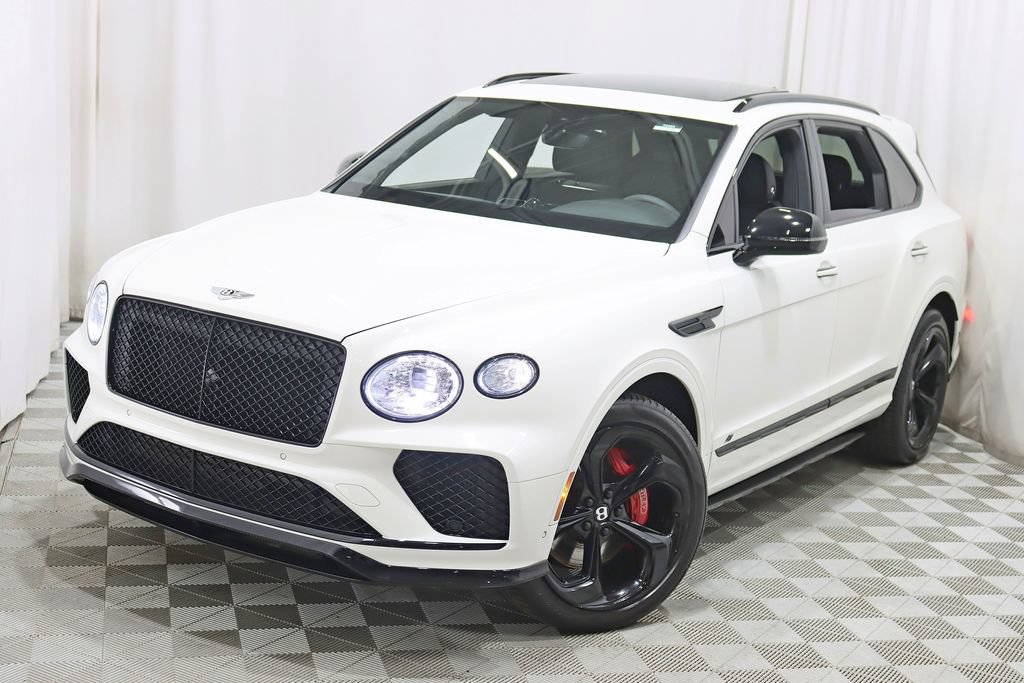 Used 2023 Bentley Bentayga AWD/4WD image 4